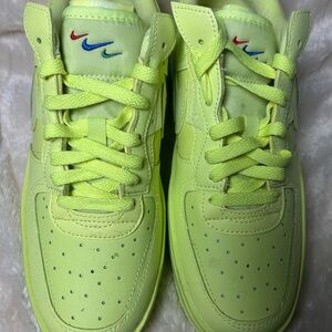 Nike Women's Sneakers in Neon Yellow